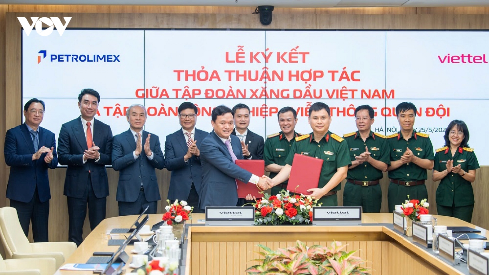 Viettel và Petrolimex hợp tác thúc đẩy chuyển đổi số, chuyển dịch năng lượng xanh