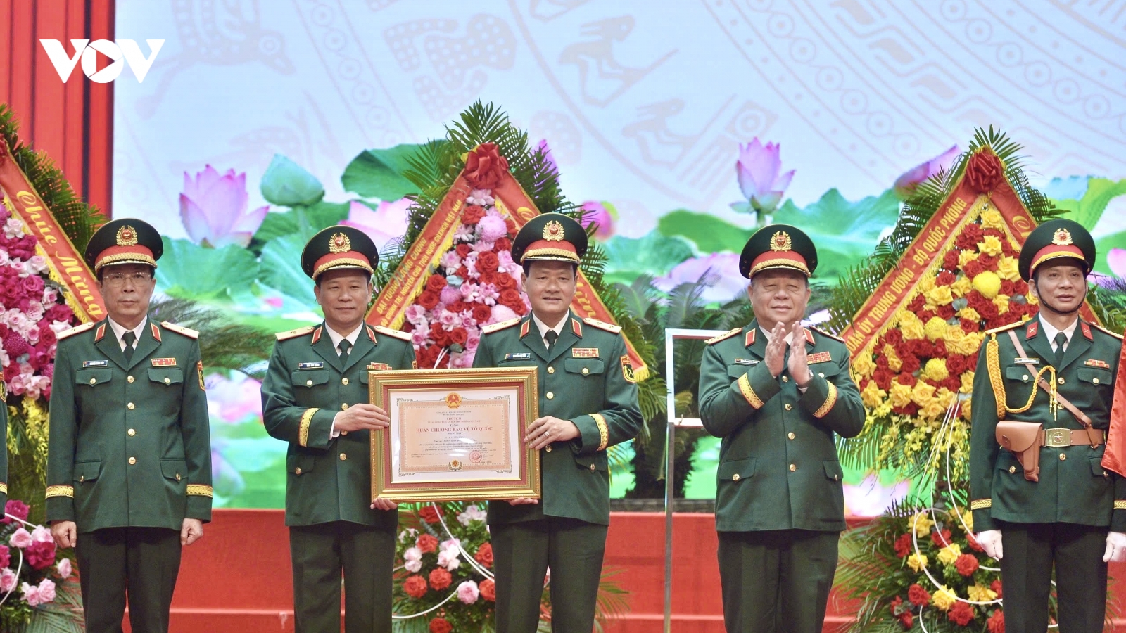 Lễ kỷ niệm 80 năm Ngày truyền thống Cục Tuyên huấn - Ngành Tuyên huấn Quân đội