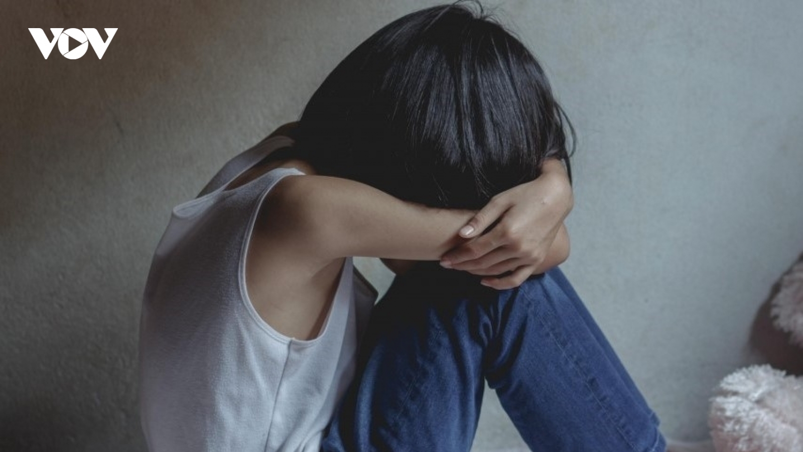 Bạo hành trẻ em: Lỗ hổng hệ thống hay sự vô cảm của cộng đồng?