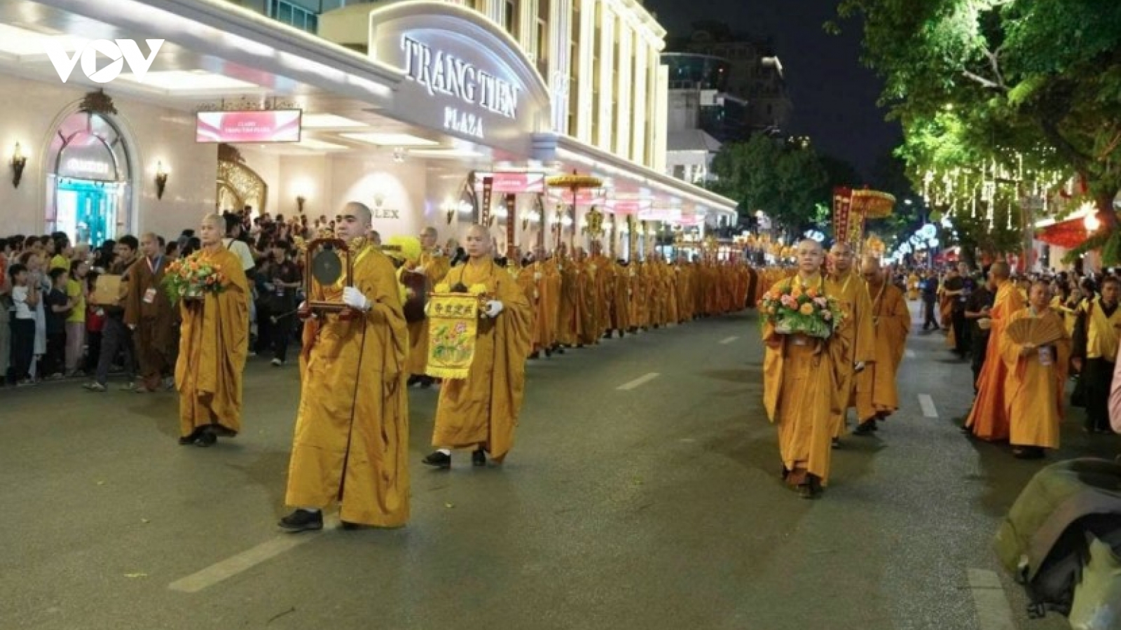 Buddha sarira procession to pass through central Hanoi during Vesak