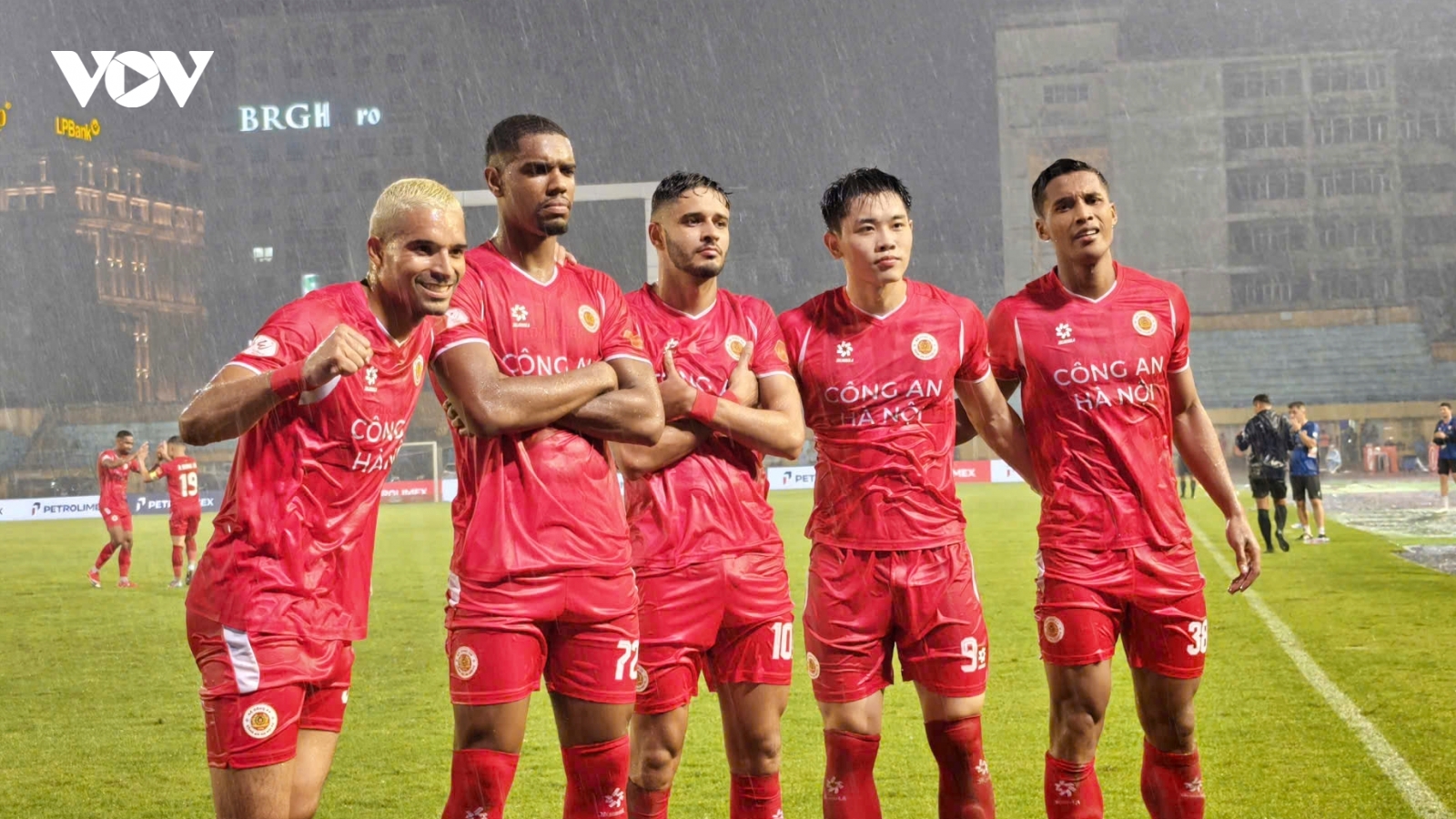 Sau vòng 23 V-League 2025/2026: CAHN vô địch sớm trước 3 vòng đấu