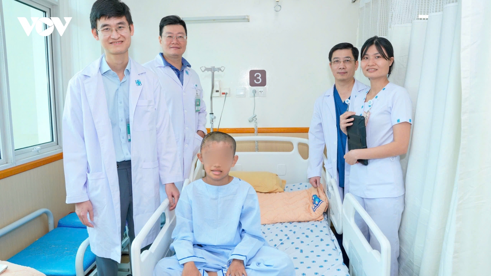 Triển khai thành công kỹ thuật mổ sọ tỉnh cho bệnh nhi tại TP.HCM