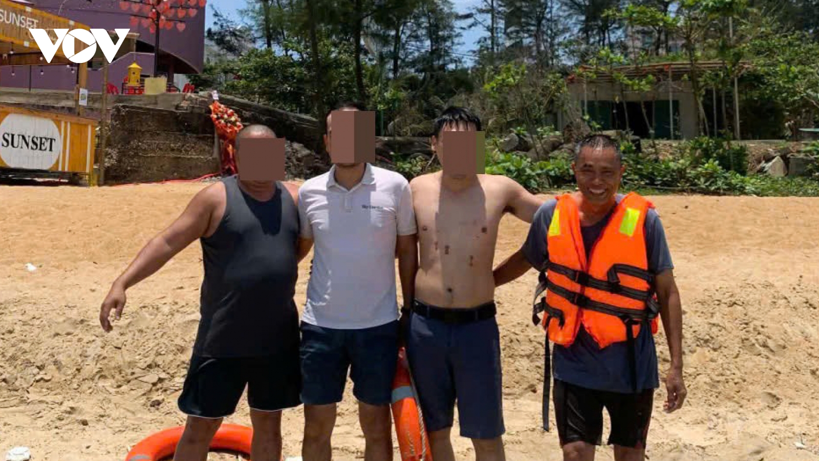 Four tourists rescued after being swept by strong waves in central Vietnam
