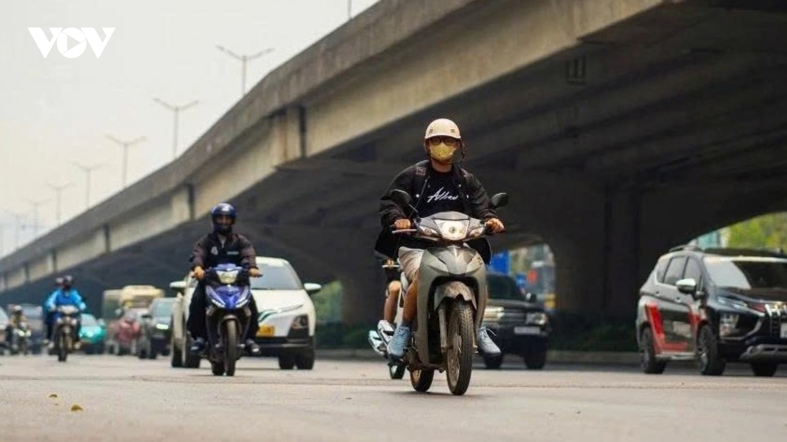 Temperatures above 40°C persist across northern and central Vietnam