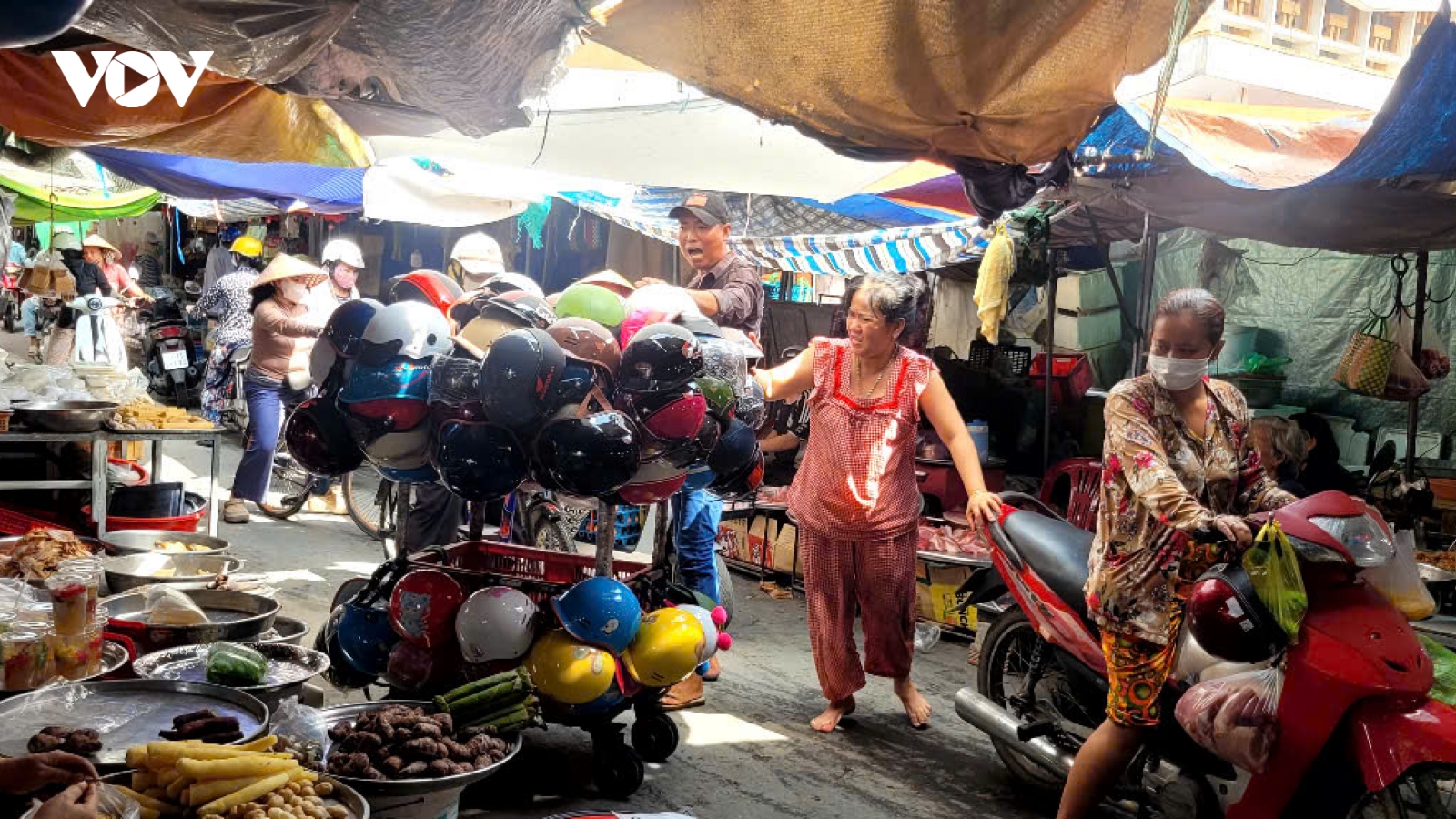 Chợ Cái Bè (Đồng Tháp): Nỗi lo mất an toàn giao thông và cháy nổ