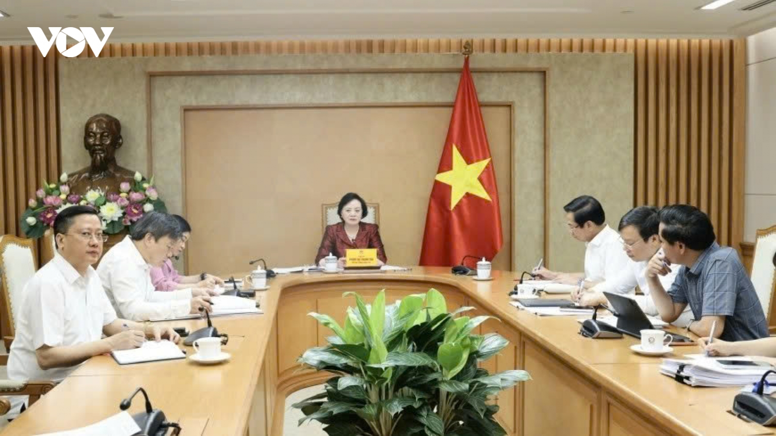 Vietnam to conduct nationwide review of two-tier local government model