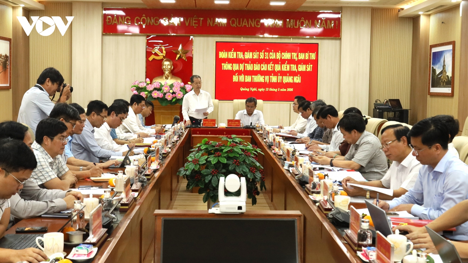 Đoàn kiểm tra của Ban Bí thư làm việc với Ban Thường vụ Tỉnh ủy Quảng Ngãi