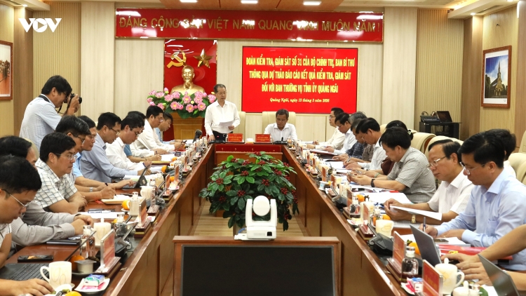 Đoàn kiểm tra của Bộ Chính trị, Ban Bí thư làm việc với Ban Thường vụ Tỉnh ủy Quảng Ngãi
