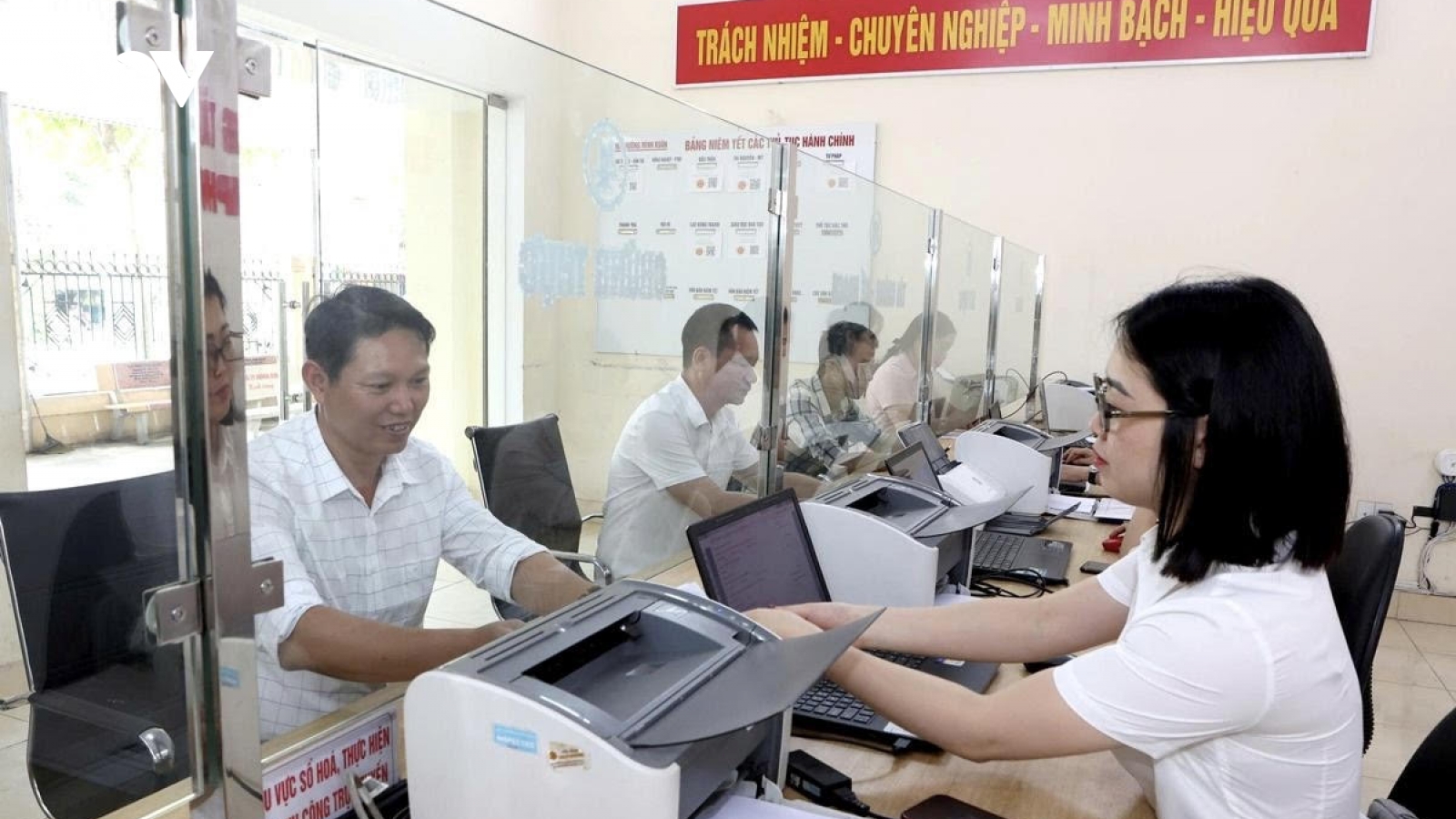 Những "nét son" sau một năm thực hiện chính quyền địa phương 2 cấp ở Tuyên Quang
