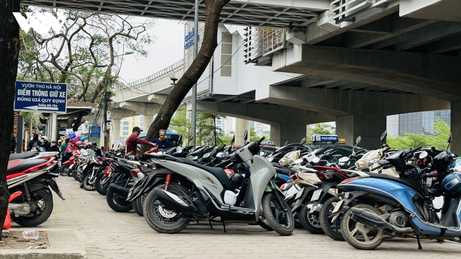 Hà Nội triển khai thu phí điện tử không dừng tại toàn bộ bãi đỗ xe từ 1/7/2026
