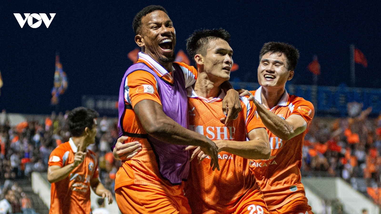 Bảng xếp hạng V-League 2025/2026 mới nhất: Biến động cuộc đua trụ hạng