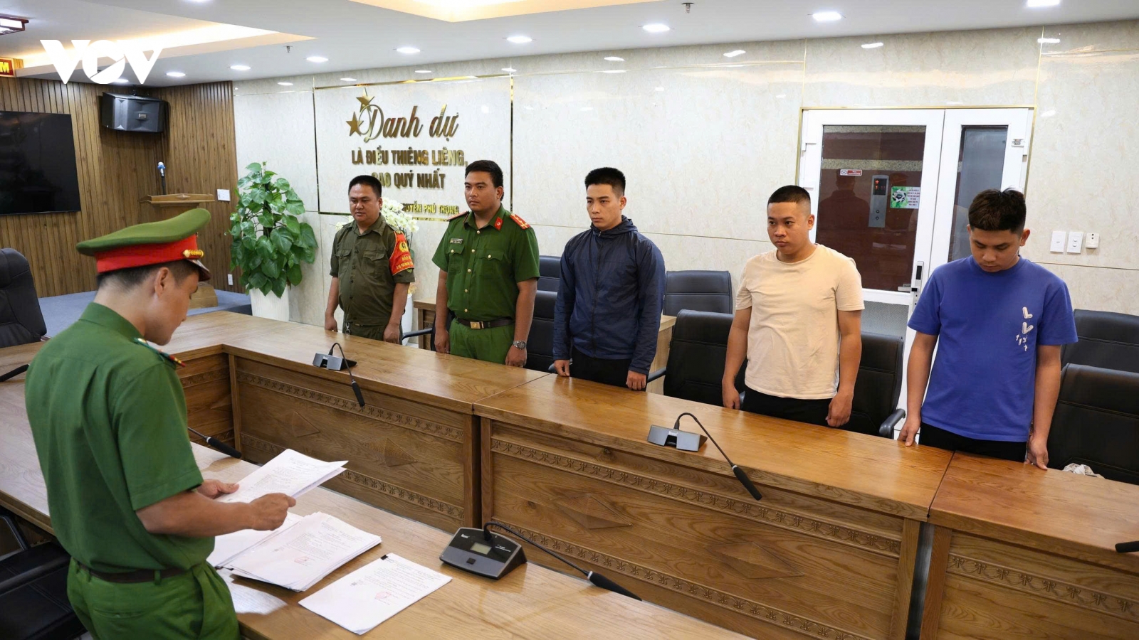 Đà Nẵng triệt xóa ổ nhóm buôn bán khí cười