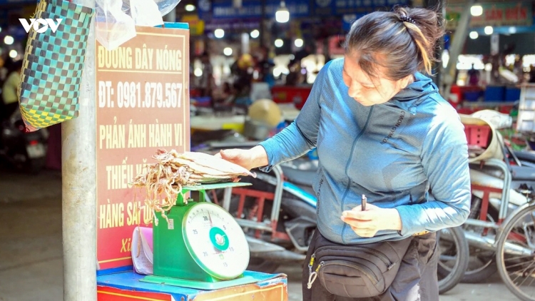 Sầm Sơn, Thanh Hoá: Siết kỷ cương thương mại bằng cân đối chứng công cộng