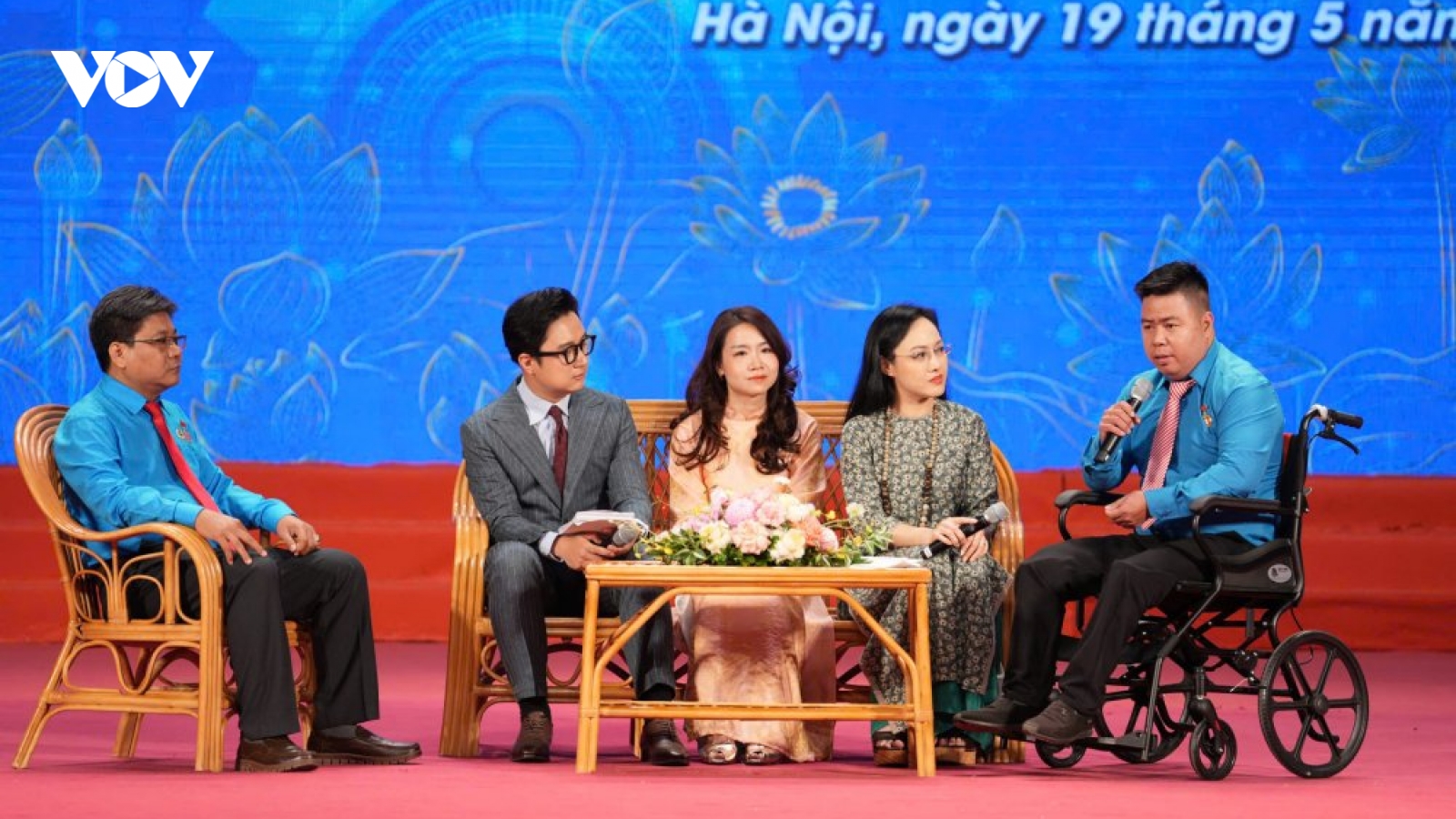 "Học Bác không phải bằng khẩu hiệu mà bằng hành động cụ thể, hiệu quả thực chất"