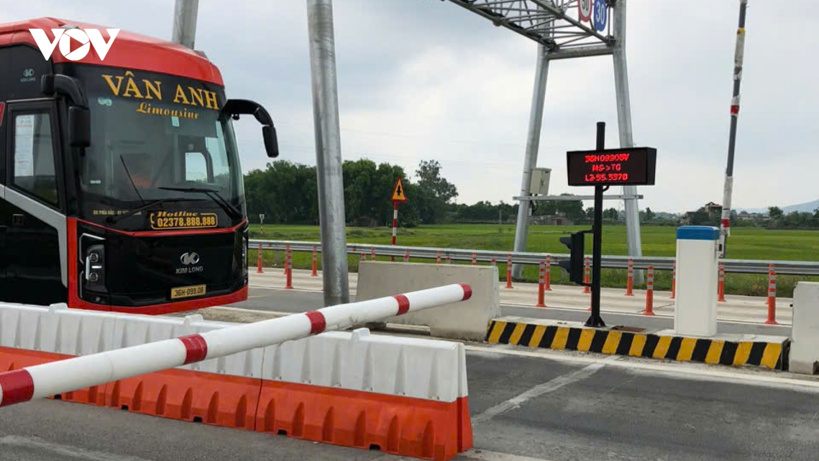 Thu phí không dừng trên cao tốc Bắc - Nam: Nhiều dự án chưa kịp về đích