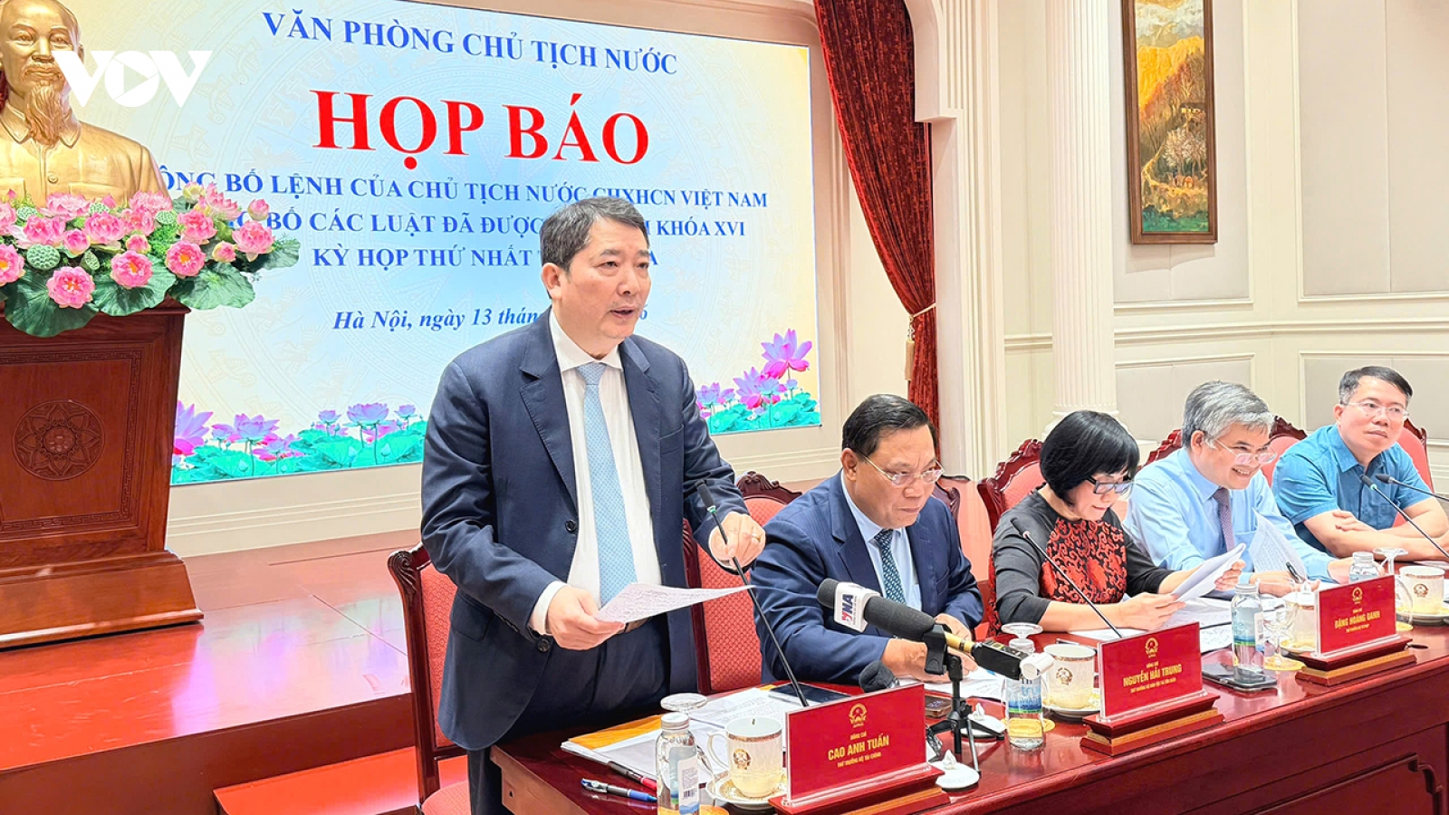 Công bố Lệnh của Chủ tịch nước về 9 luật được Quốc hội thông qua