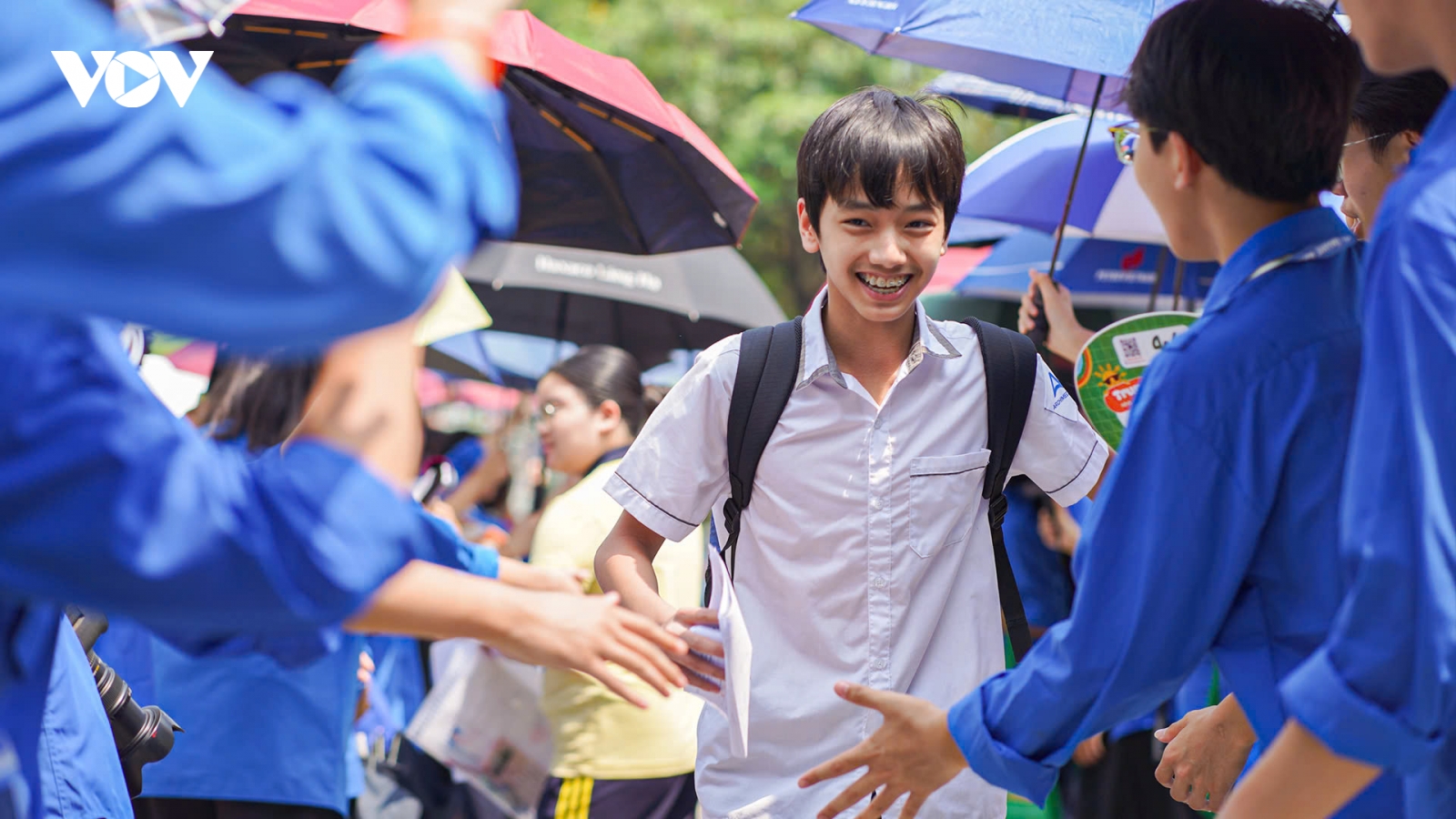 Cuộc đua vào trường chuyên Hà Nội: 334 thí sinh bất ngờ bỏ thi phút chót