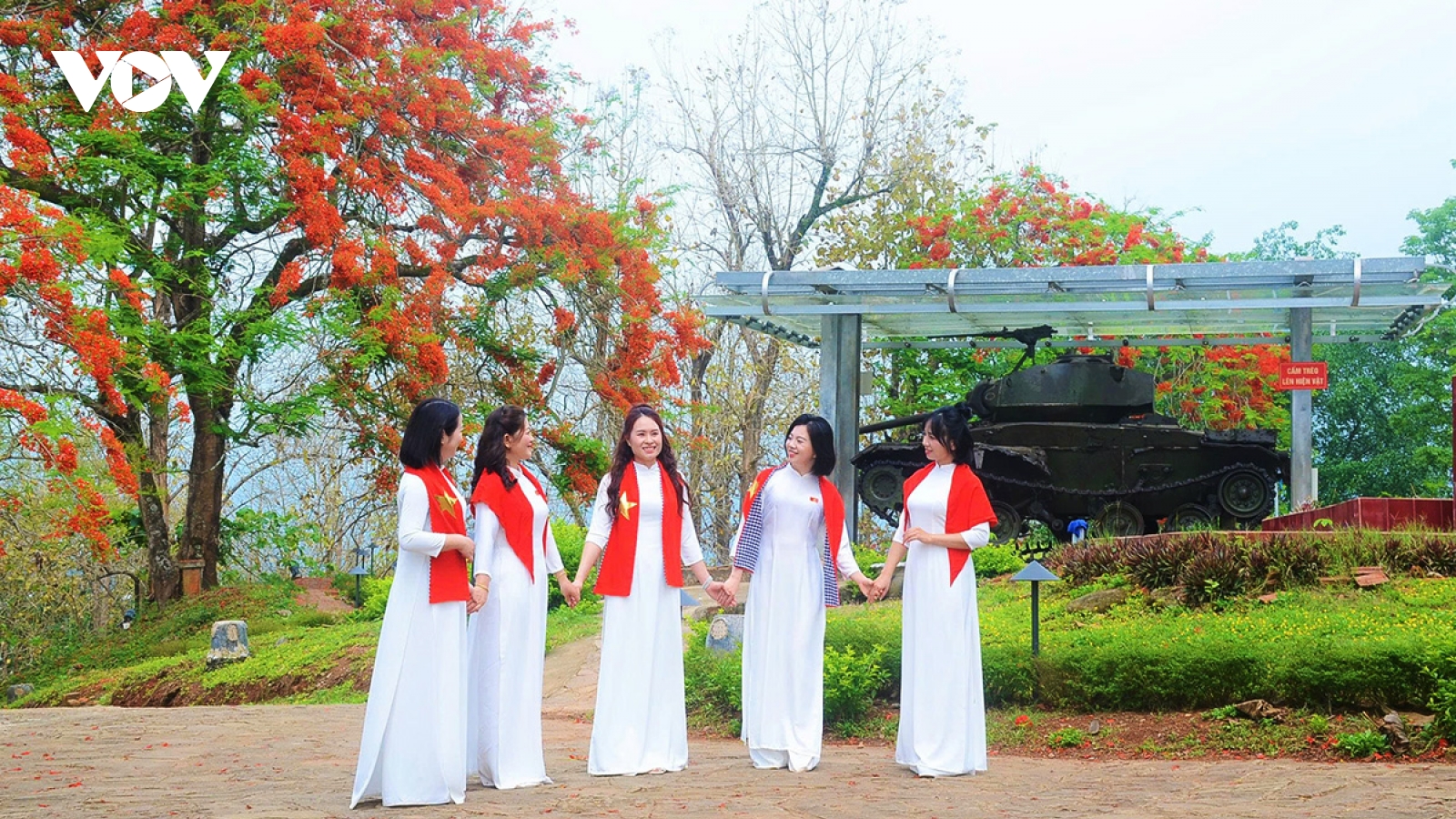 Tháng 5 rực rỡ trên mảnh đất Điện Biên lịch sử