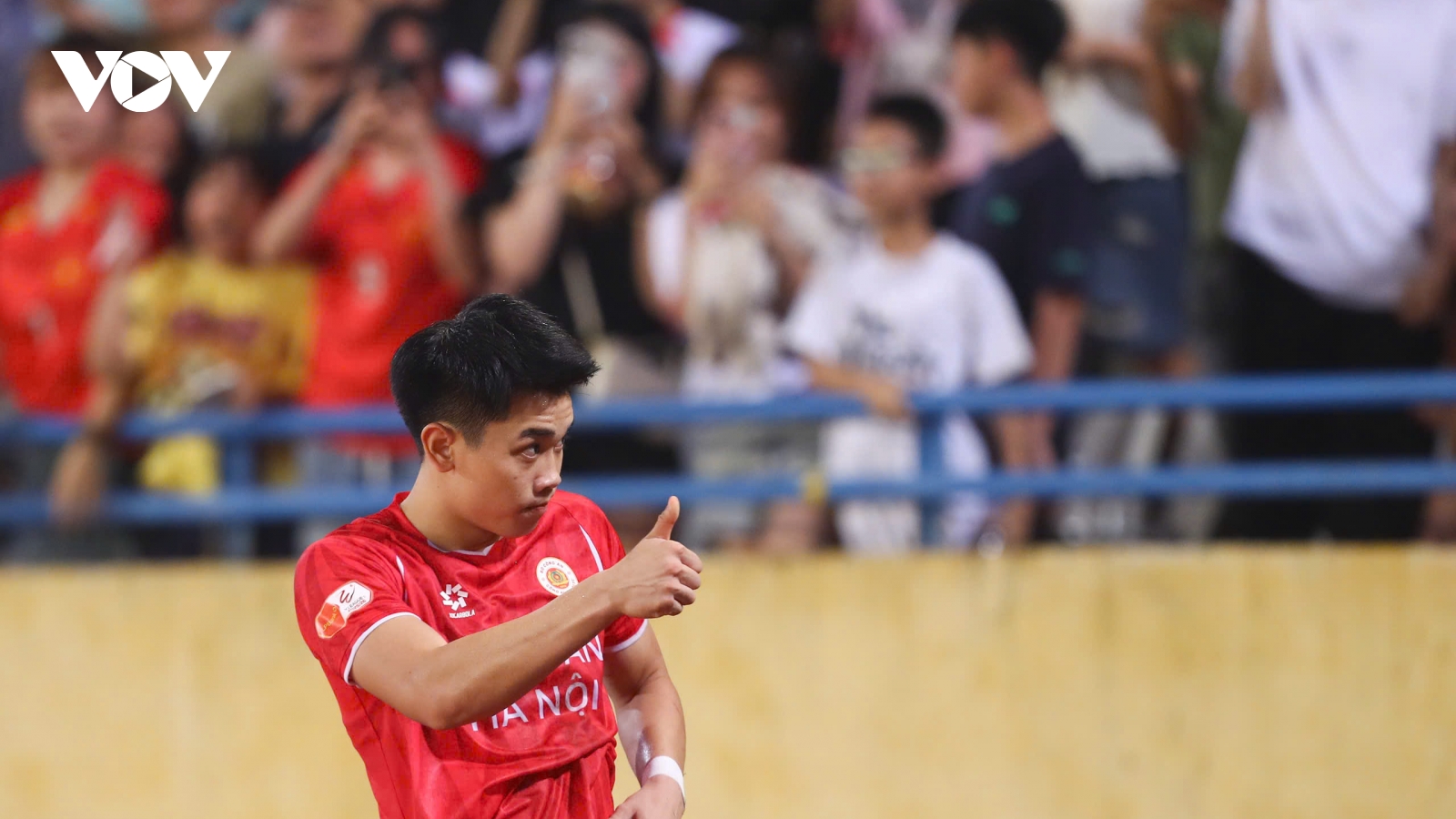 Ghi cú đúp vào lưới Nam Định, Đình Bắc lọt top 4 vua phá lưới V-League