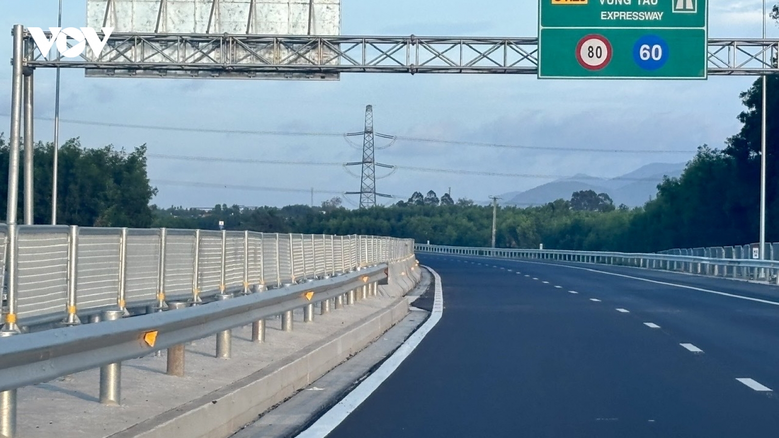 Khai thác tạm toàn tuyến cao tốc Biên Hoà – Vũng Tàu từ 17h ngày 18/5