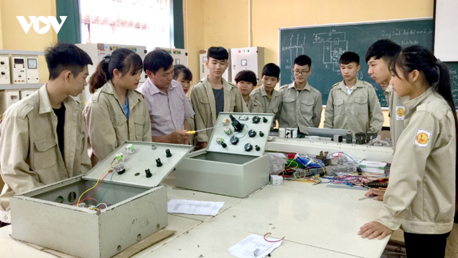 Kiến nghị giảng viên trường nghề phải “trải nghiệm nghề nghiệp tại doanh nghiệp”