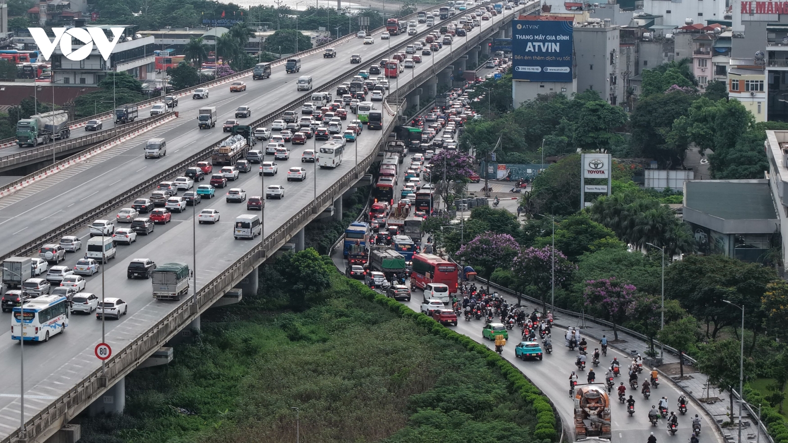 Áp lực giao thông đè nặng cửa ngõ phía Nam Hà Nội ngày cuối kỳ nghỉ lễ 30/4