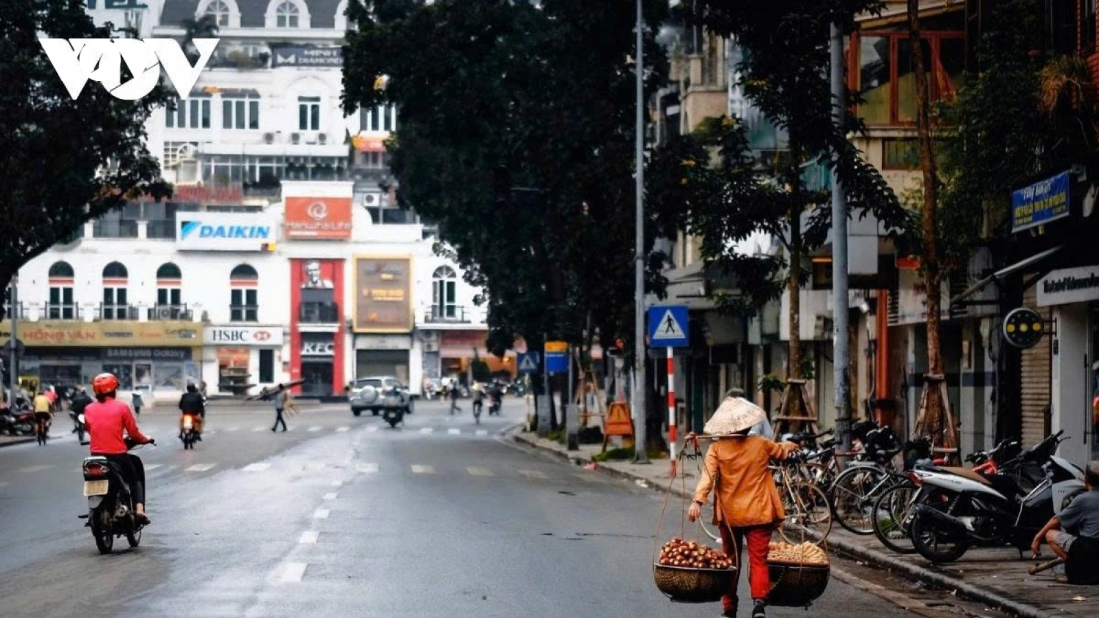 Thời tiết hôm nay 5/5: Nhiều khu vực trong cả nước có mưa rào và dông rải rác