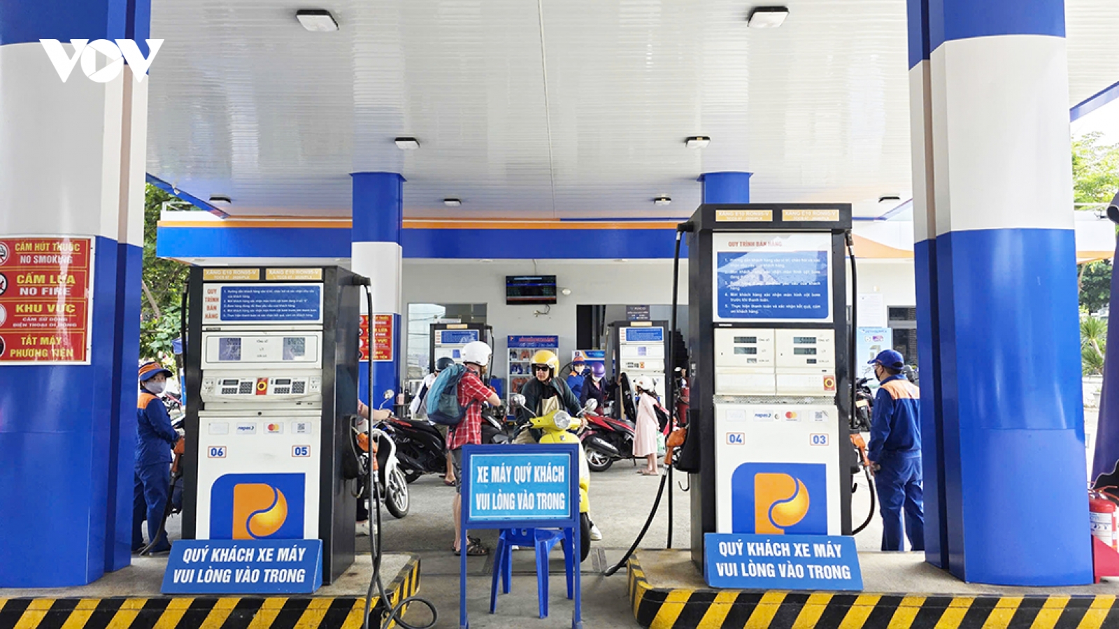Các cửa hàng xăng dầu ở Đà Nẵng sẵn sàng bán xăng E10 từ ngày 1/6
