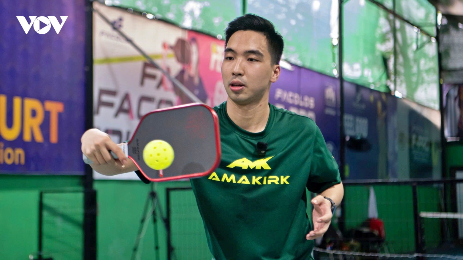 Nhập môn Pickleball: Hướng dẫn kỹ thuật Volley trái tay