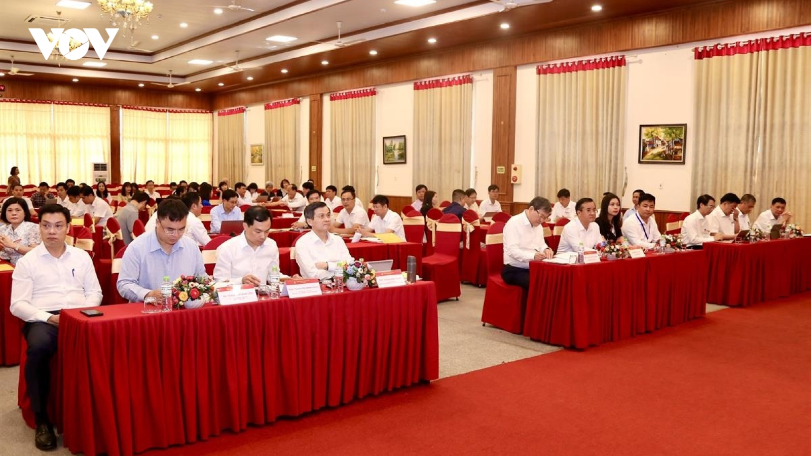 Bồi dưỡng kỹ năng xử lý vấn đề nóng, khó, mới cho cán bộ xã