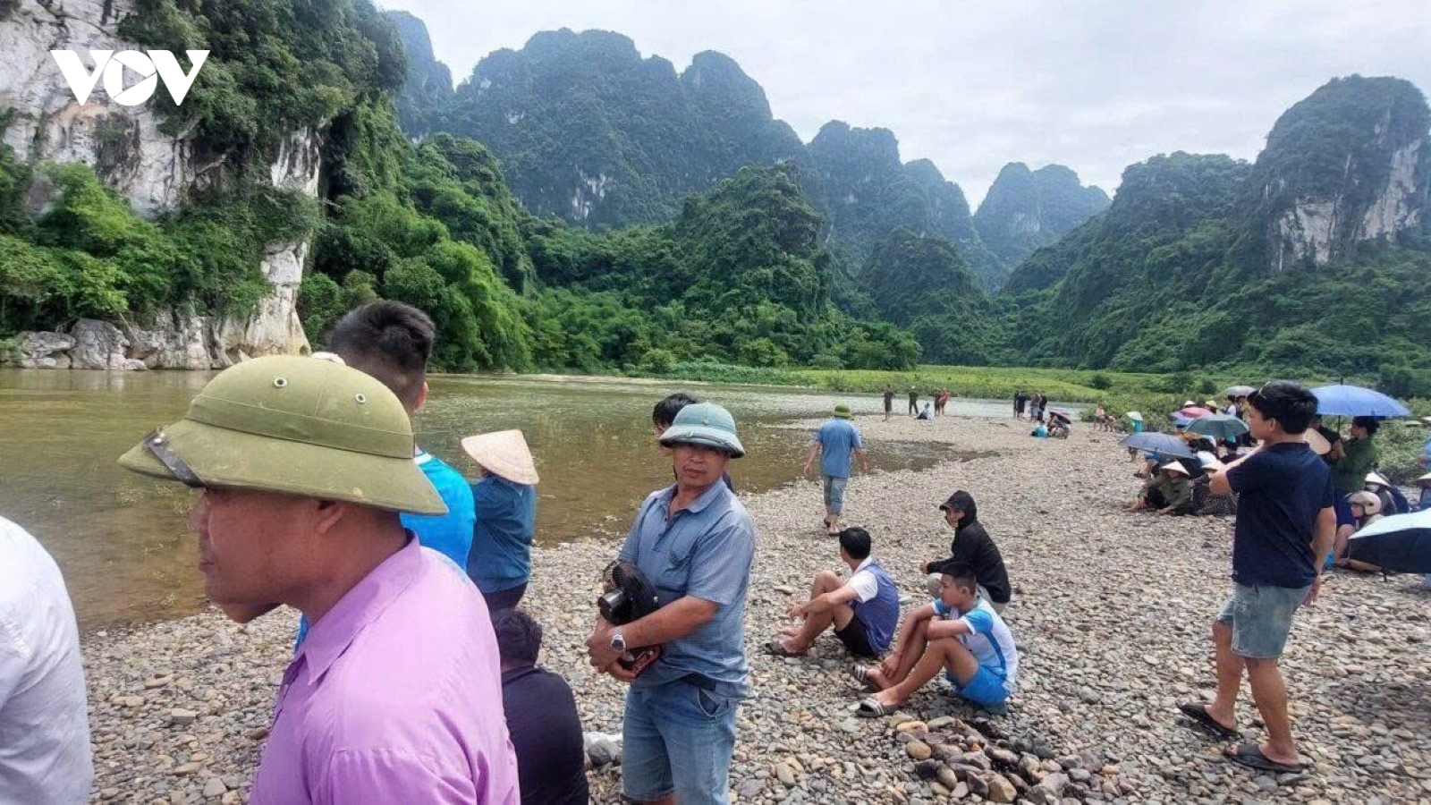 Tìm thấy thi thể học sinh đuối nước khi đi tắm trên sông Bôi, tỉnh Phú Thọ