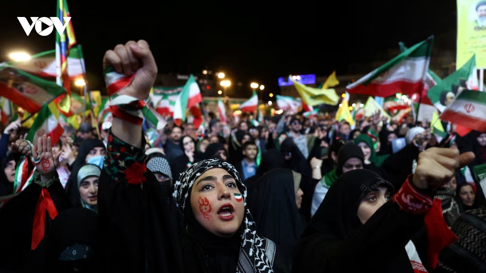 Iran cáo buộc Mỹ vi phạm ngừng bắn