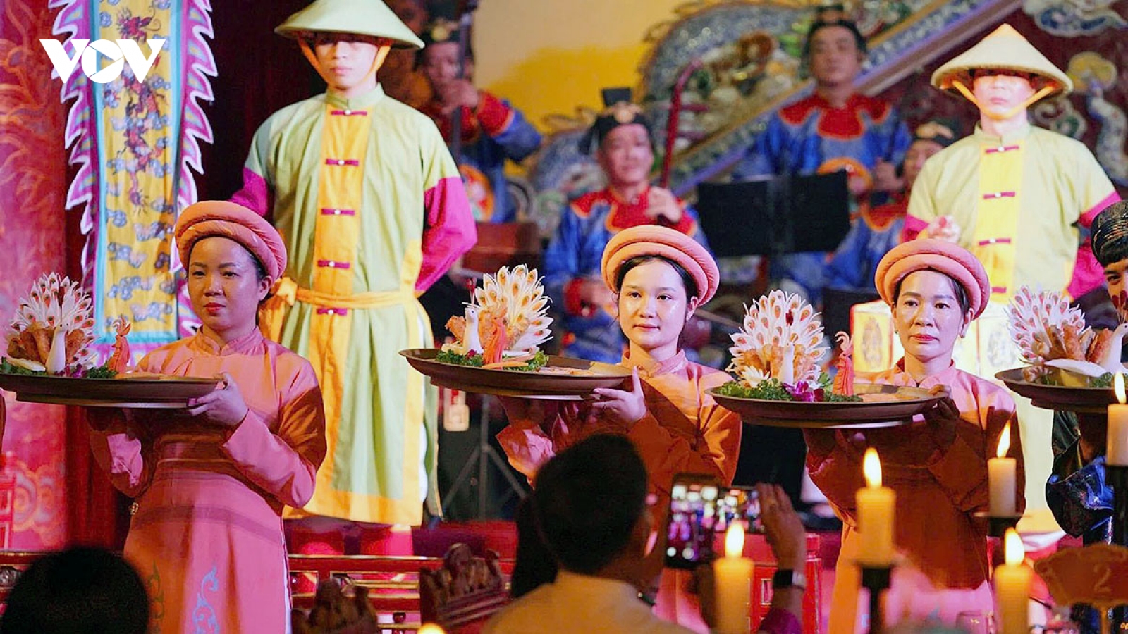 “Dạ yến Hoàng cung” tái hiện tinh hoa ẩm thực cung đình triều Nguyễn tại Huế