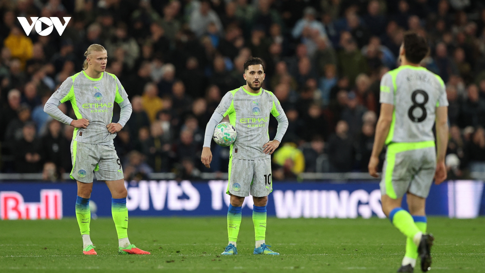 Kết quả bóng đá hôm nay 5/5: Man City bất ngờ chia điểm trước Everton