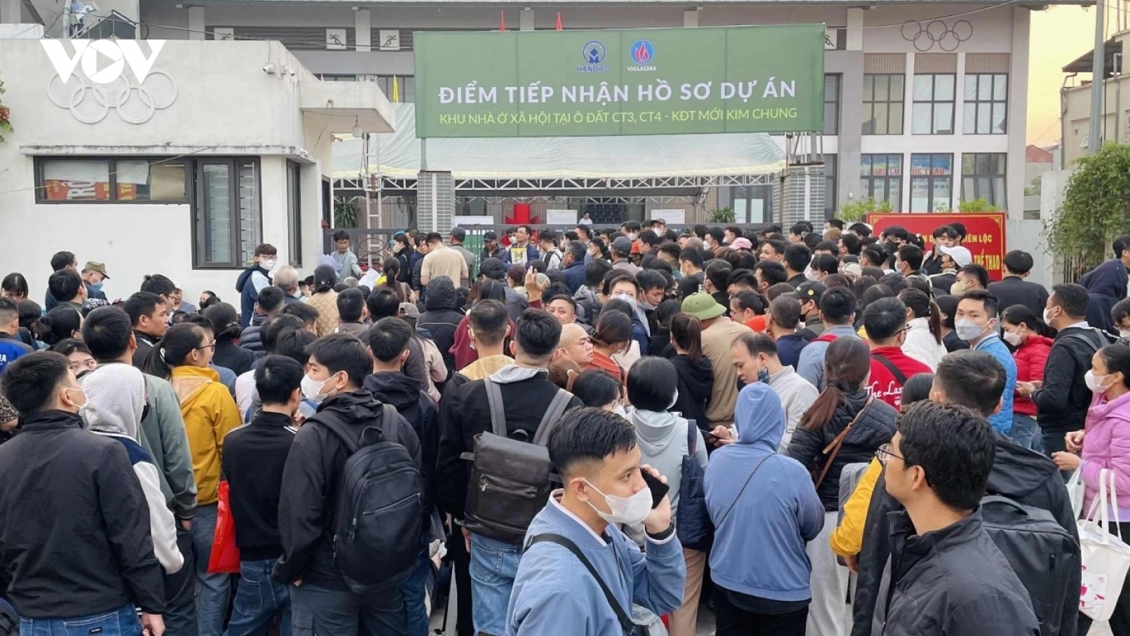 Khi nào hết cảnh vật vã chờ đợi, tranh suất mua nhà ở xã hội?