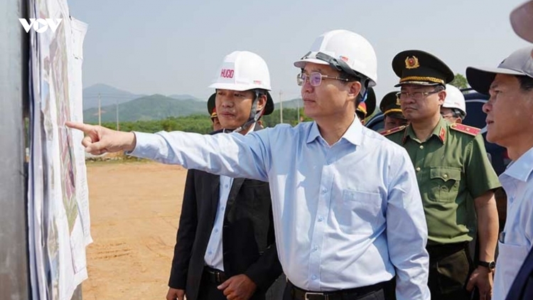 Huế đẩy nhanh tiến độ thi công trường liên cấp ở biên giới