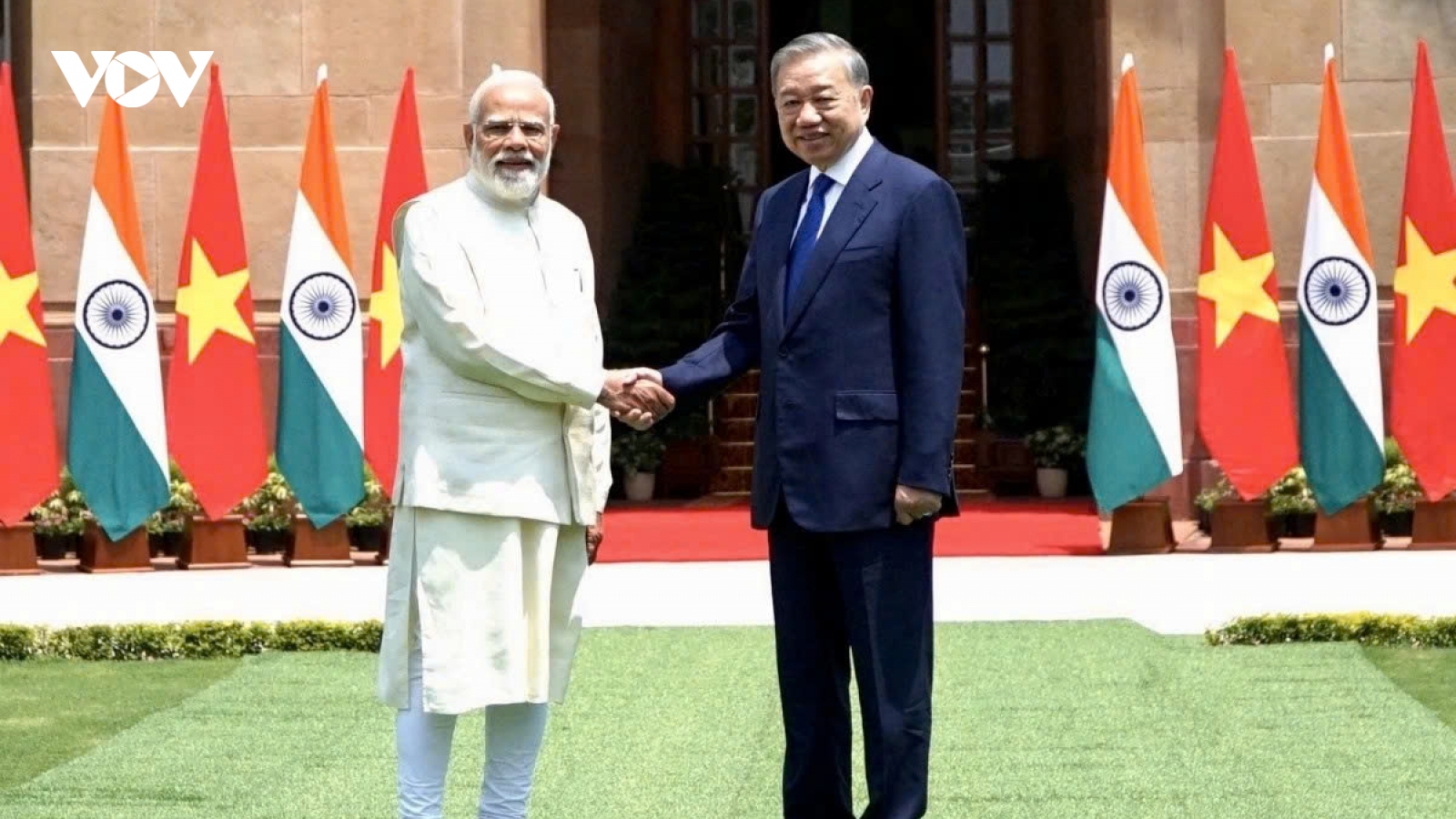 Party General Secretary and State President To Lam’s India visit in photos