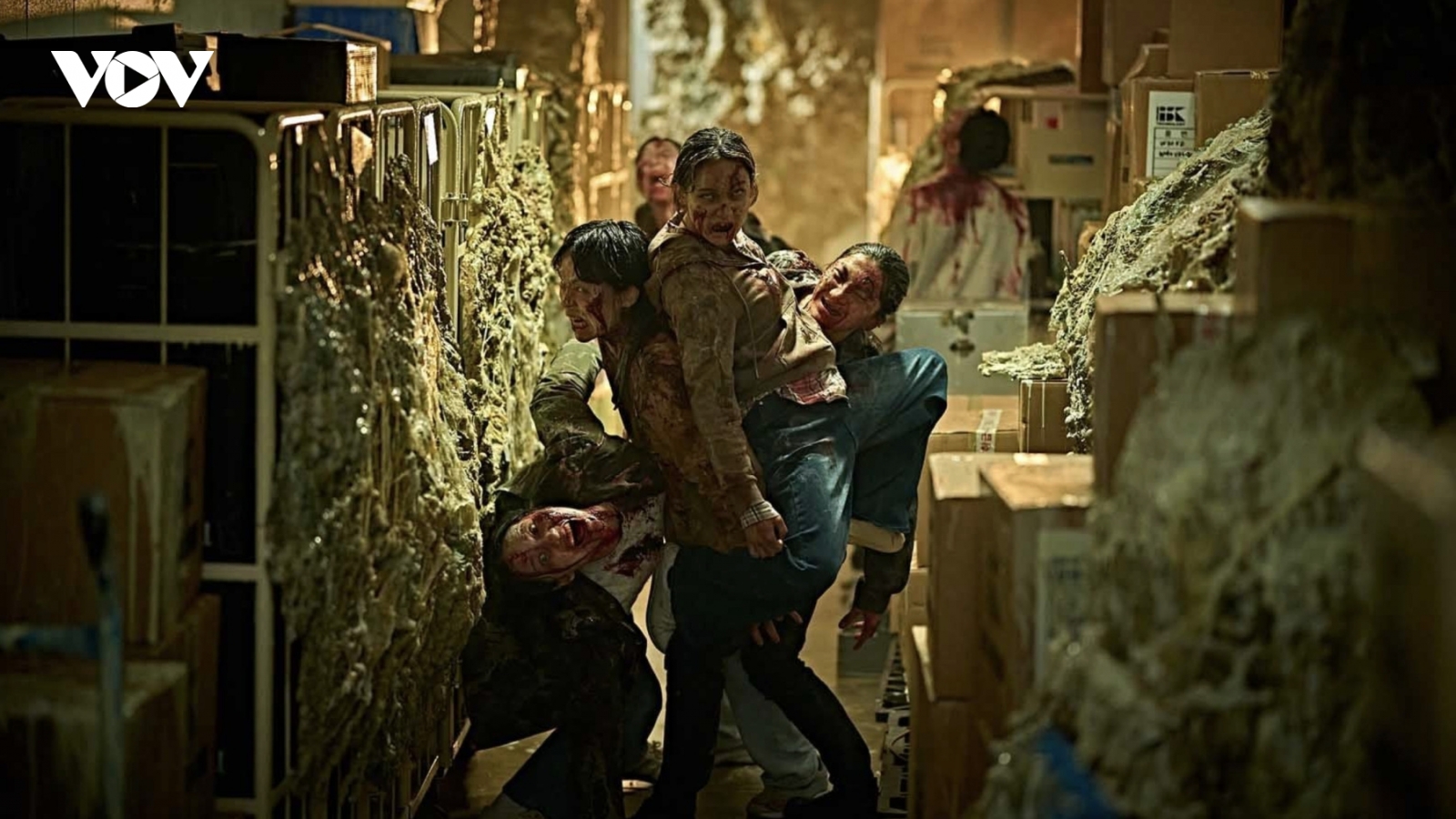 Phim zombie Hàn “Colony” vượt 2 triệu lượt xem chỉ sau 5 ngày