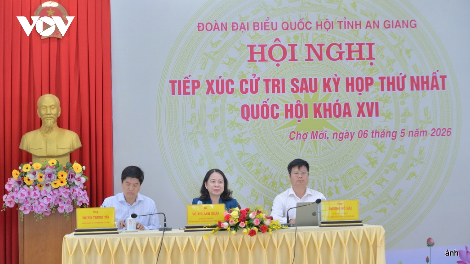 Phó Chủ tịch nước Võ Thị Ánh Xuân tiếp xúc cử tri tại An Giang