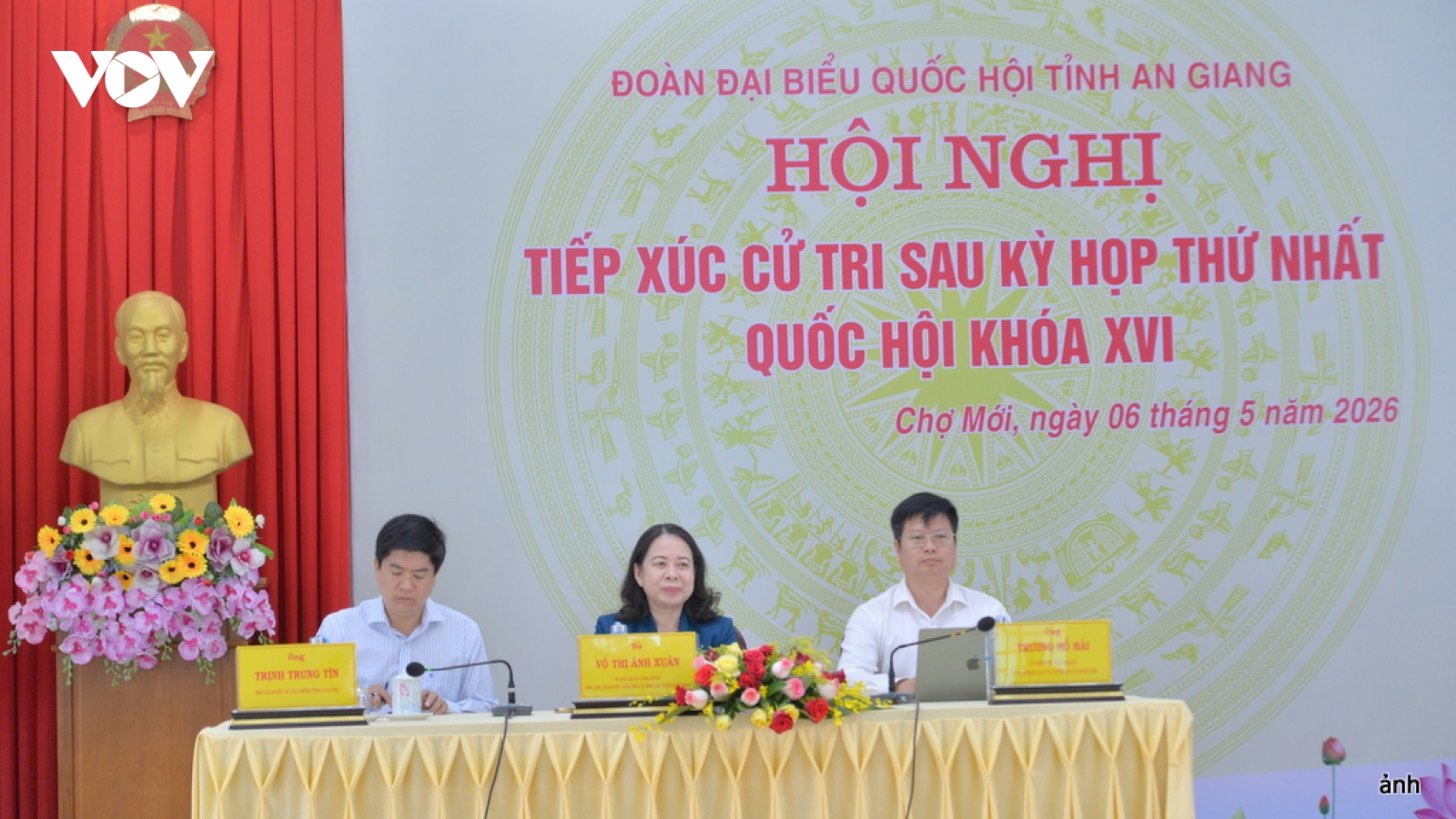 Phó Chủ tịch nước Võ Thị Ánh Xuân tiếp xúc cử tri tại An Giang