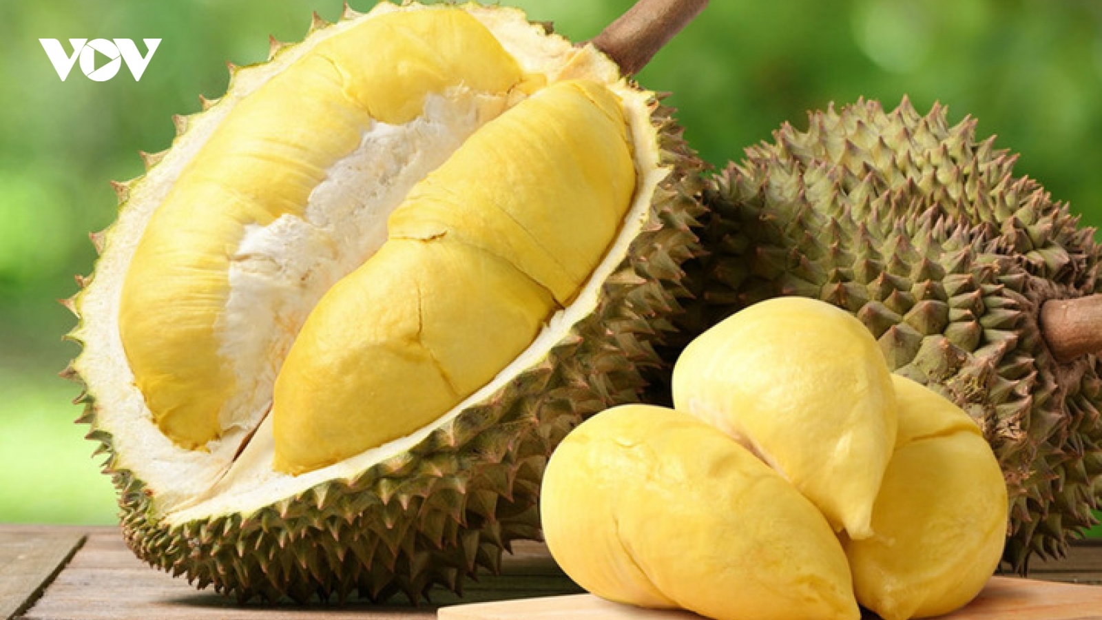Sầu riêng bổ dưỡng, đang vào mùa nhưng những người này cần tránh xa
