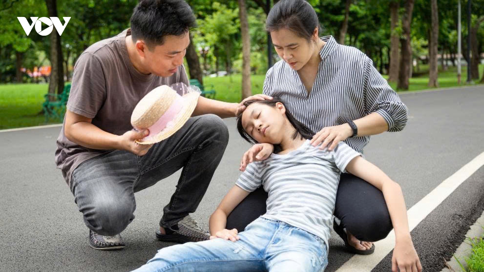 Làm gì khi bị say nắng? Cách xử lý nhanh giúp cơ thể hồi phục