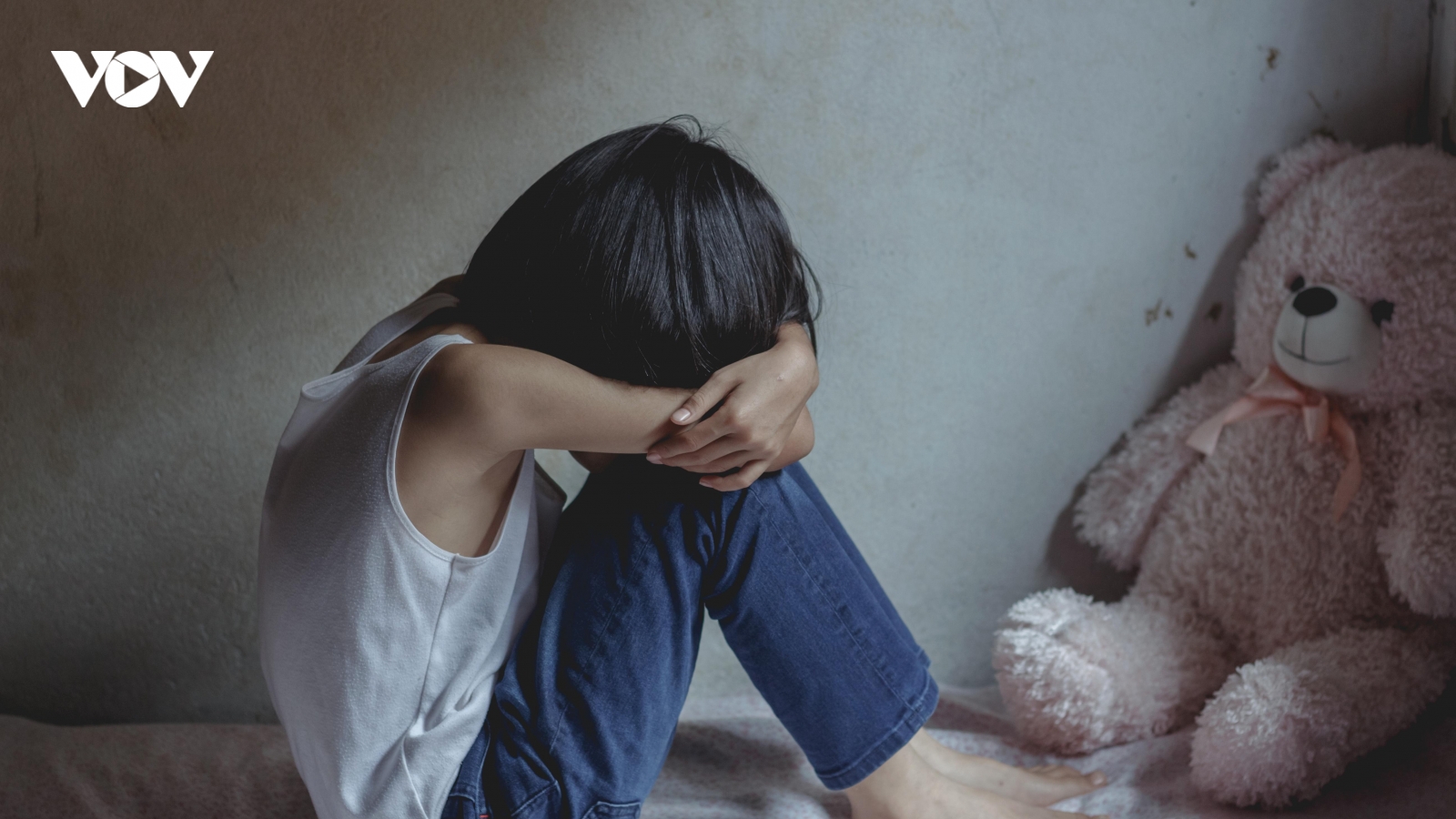 Chuyên gia chỉ rõ những "lỗ hổng" làm khó phát hiện các vụ bạo hành trẻ em từ sớm