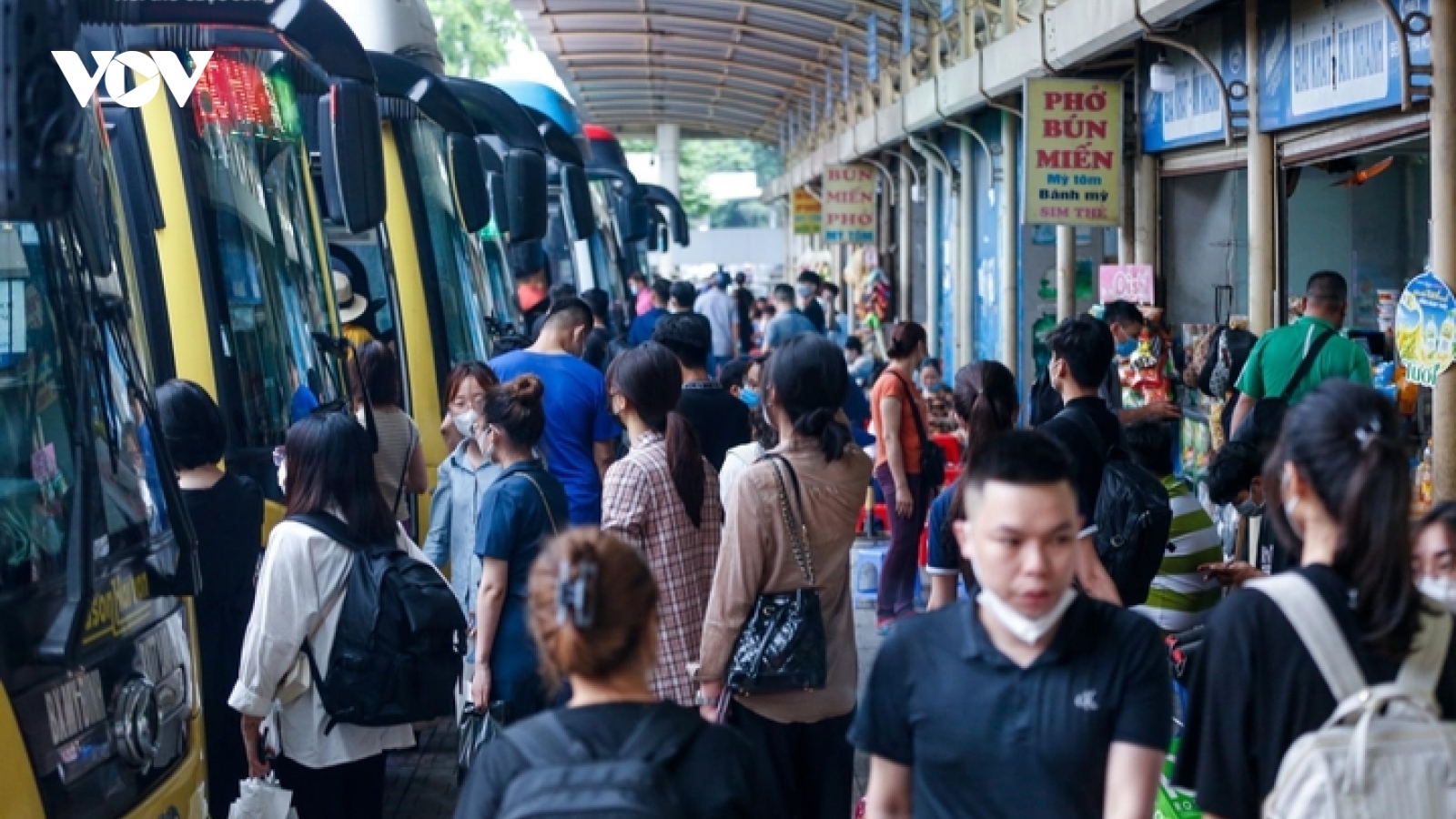 Hà Nội từng bước di dời các bến xe trong khu vực Vành đai 3, xây sân bay thứ hai
