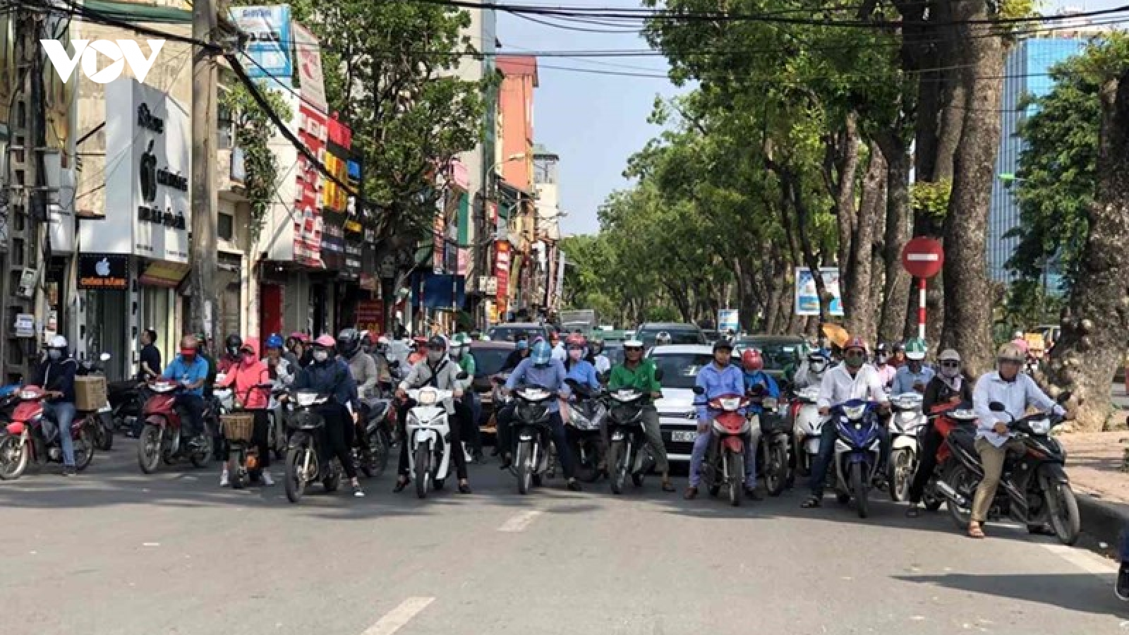 Đồng bằng Bắc Bộ và miền Đông Nam Bộ còn nắng nóng đến hết 16/5