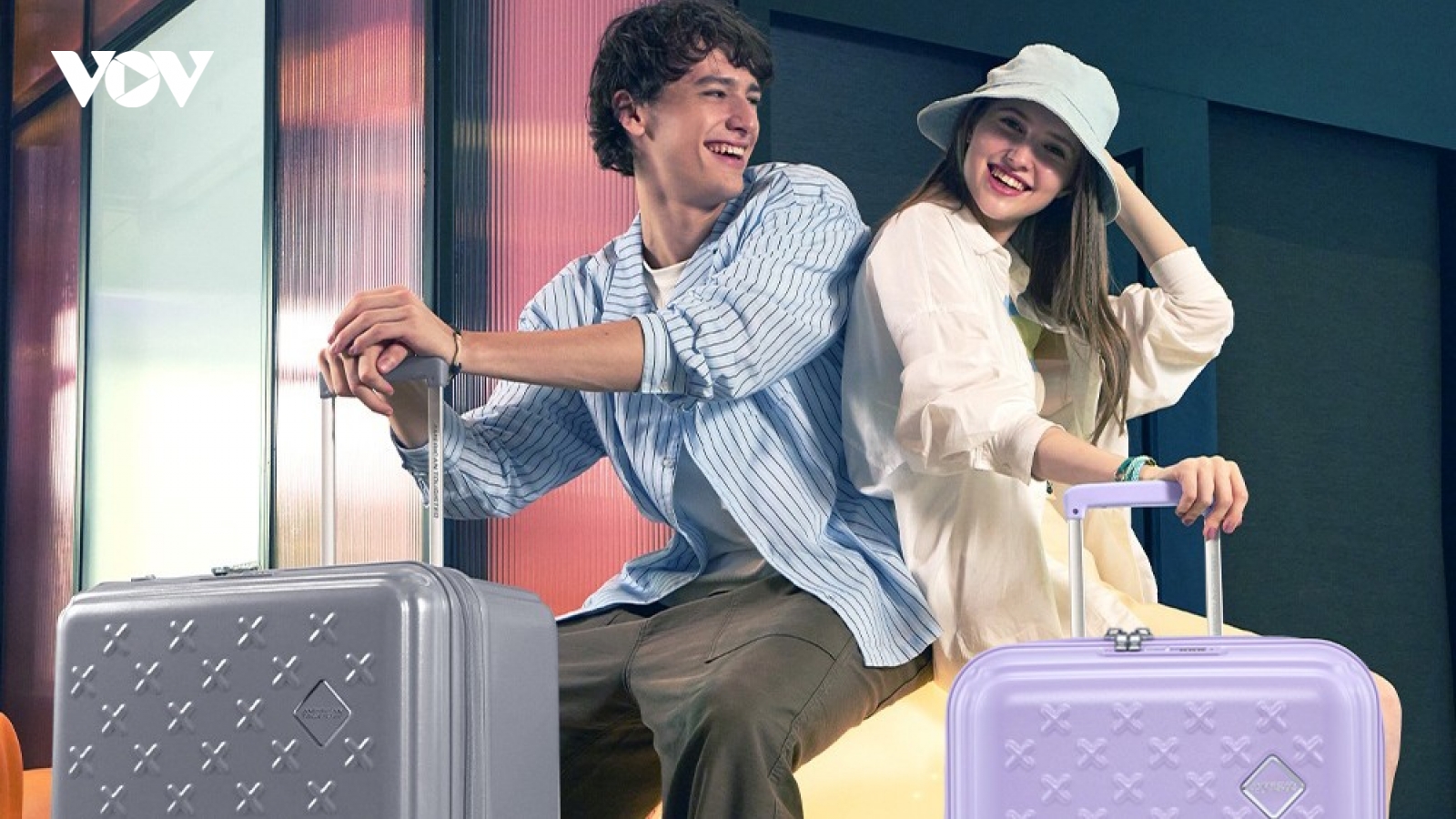 American Tourister ra mắt nhiều bộ sưu tập vali, balo, túi xách mới dịp hè 2026