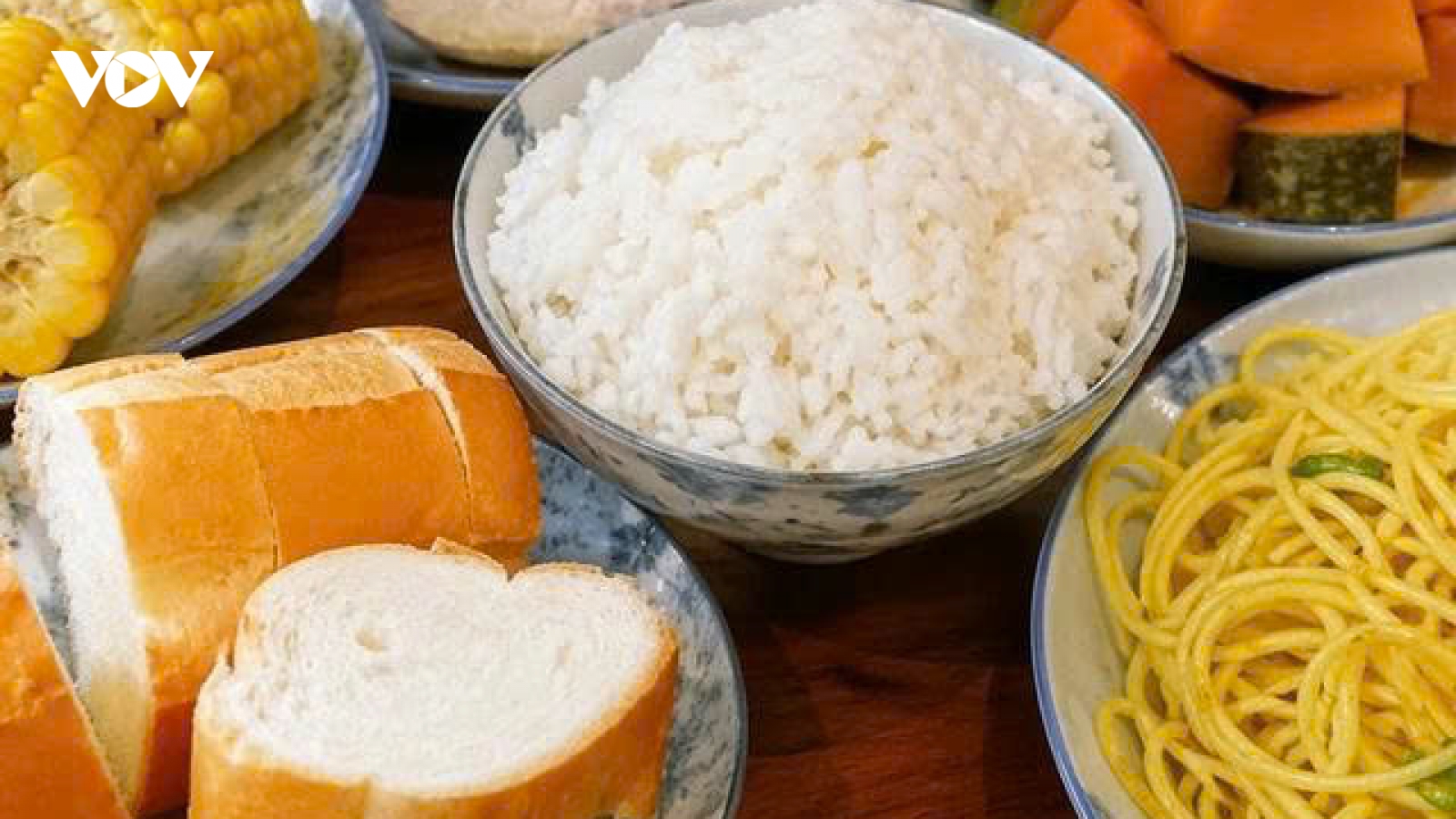 Ăn tinh bột thế nào để vừa đủ năng lượng vừa không tăng cân?