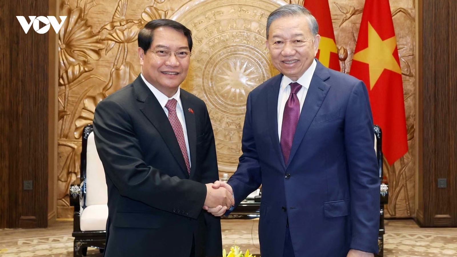 Tổng Bí thư, Chủ tịch nước tiếp Bí thư Thành ủy, Chủ tịch HĐND Vientiane (Lào)