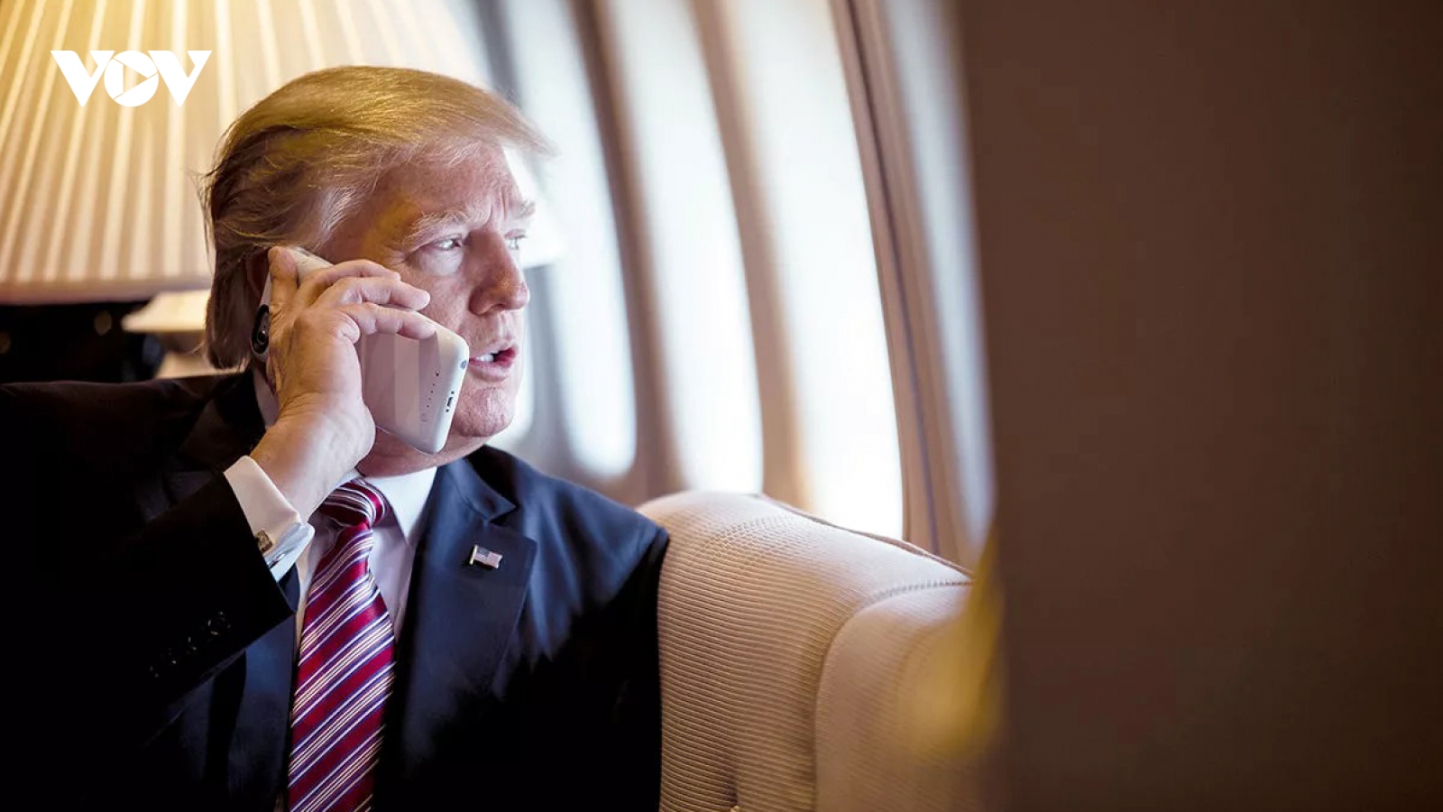 Ông Trump lên đường tới Trung Quốc giữa bế tắc chiến sự Iran