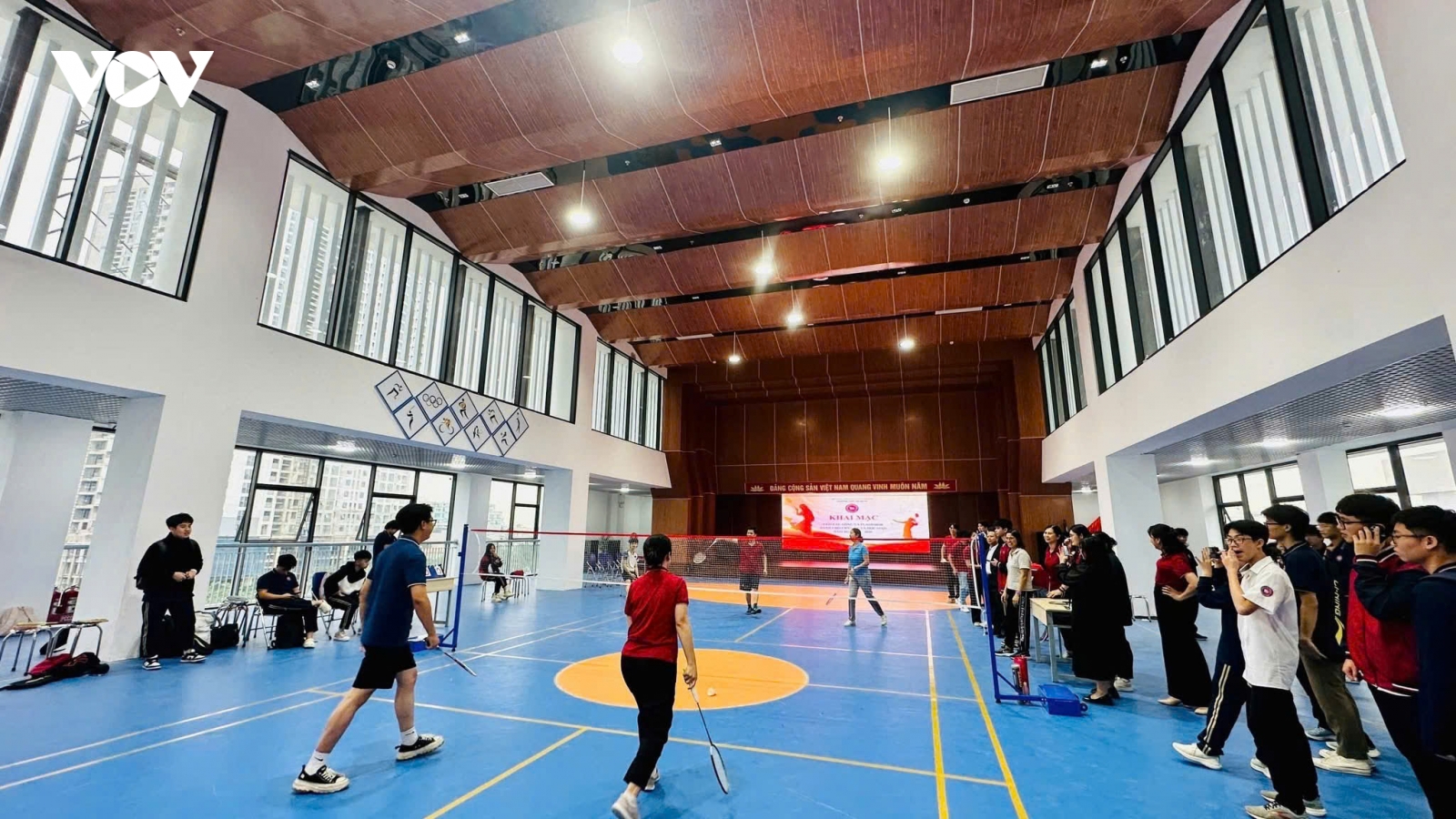 Hà Nội yêu cầu điều chỉnh giờ đón trẻ, hạn chế hoạt động ngoài trời khi nắng nóng